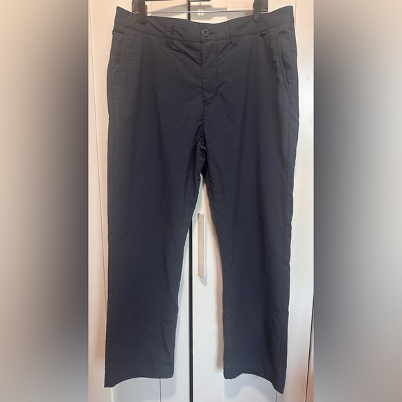 Travis Mathew Navy Blue Pants Slacks size 36 - Picture 1 of 14
